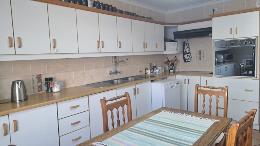 3 Bedroom Property for Sale in Caledon Western Cape